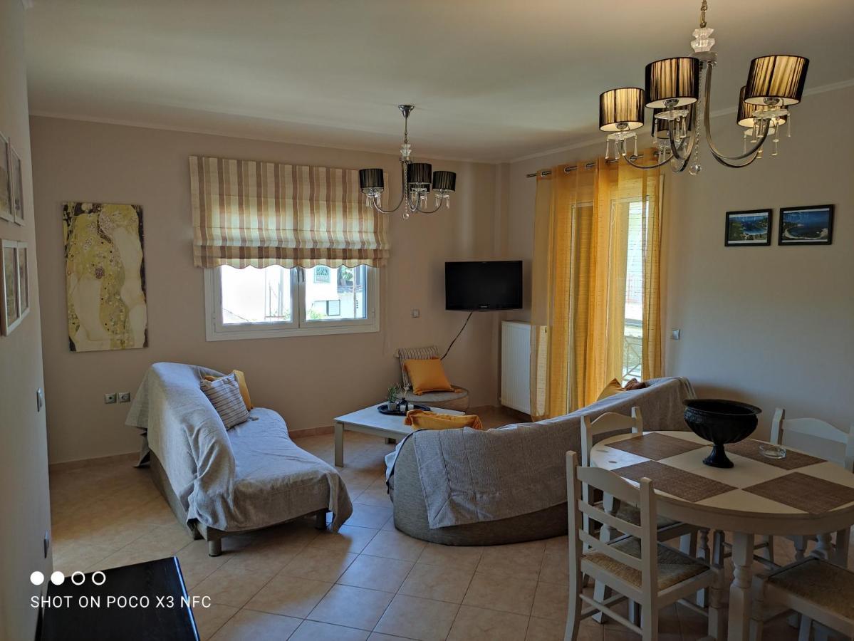 Eliza Apartment Ліксурі Екстер'єр фото